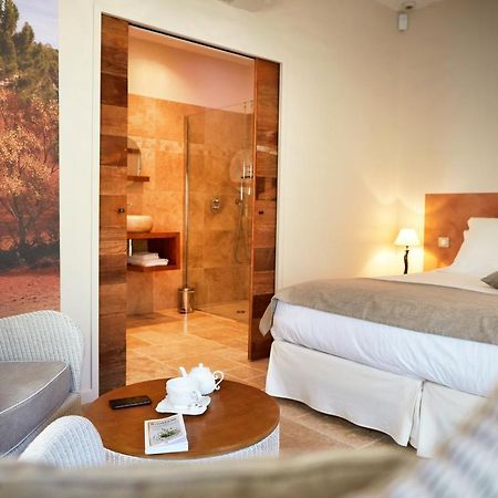 Les Mazets Du Luberon Bed & Breakfast Puget Bagian luar foto